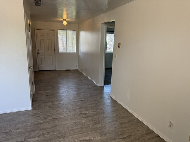 Photo - 509 W 500 N Unit 2