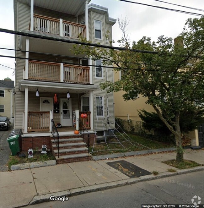 Building Photo - 196 Sherman St Unit 3 Rental