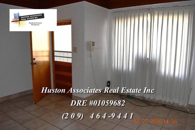 Photo - 870 W Euclid Ave