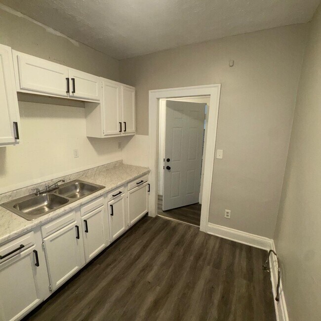 234 E 156th St Unidad 3