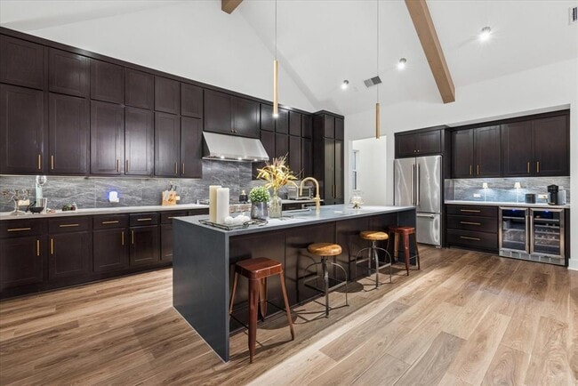 Building Photo - 437 Trabuco Bnd