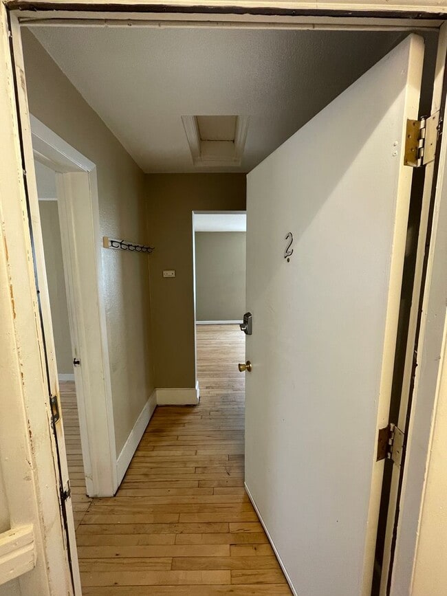 Photo - 327 W 4th St Unit #2