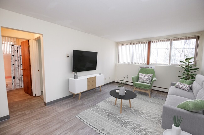 1 Bedroom B