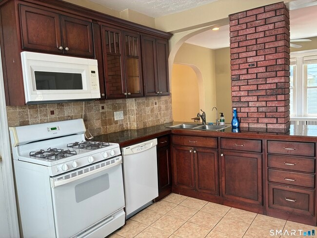 Photo - 51 Nesbit Ave