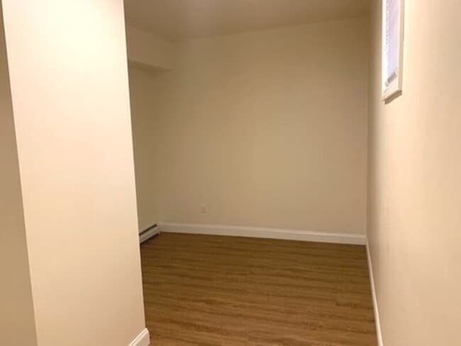 Photo - 11 Hungerford Terrace Unit 1