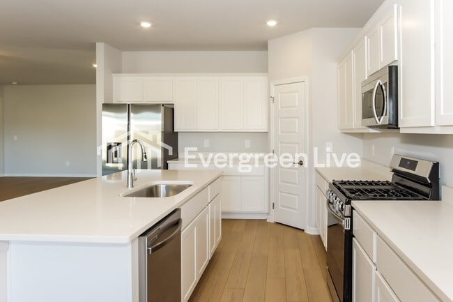 Photo - 109 Ashby Pond Dr