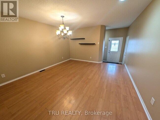 Photo - 94 Hathaway Dr