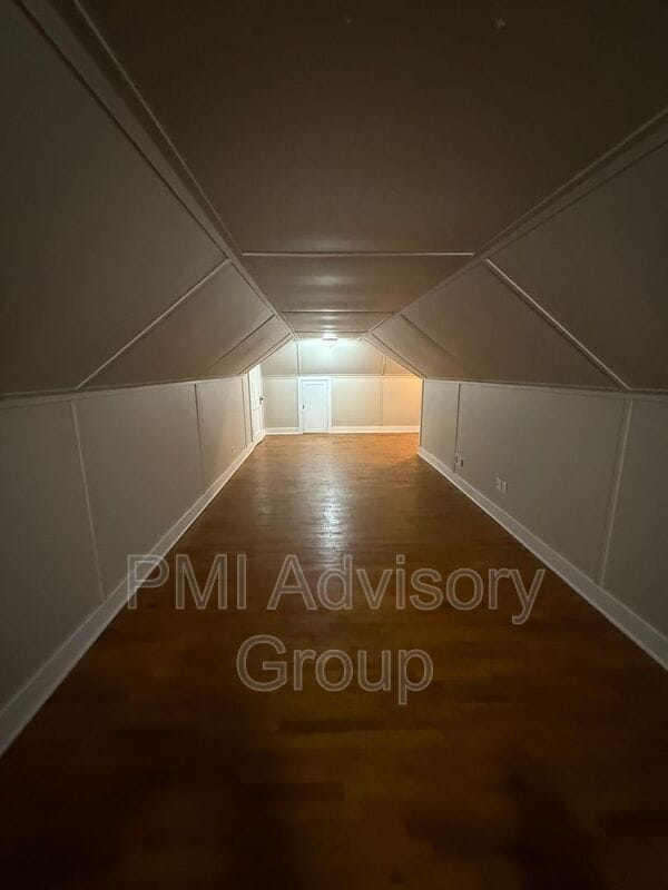 Photo - 715 SW Wayne Ave