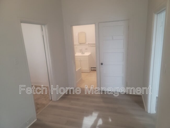 Photo - 107-109 East Main Street