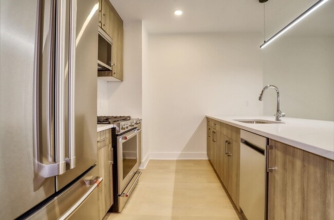 Photo - 303 Madison St Unit 402