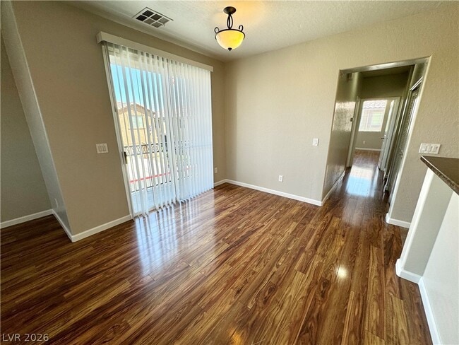 Photo - 335 Clarence House Ave Unidad 103