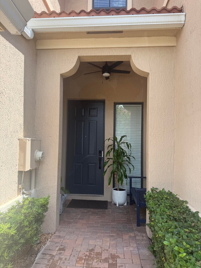 Photo - 1091 NW 33rd St