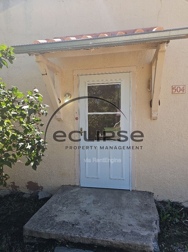 Photo - 504 2nd St