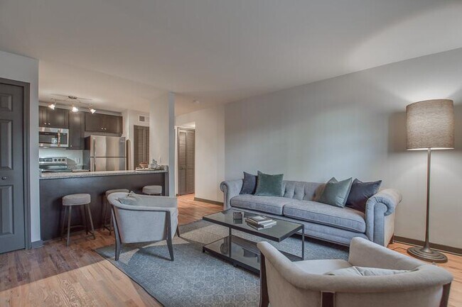 Ridgewood Apartments - Ridgewood Apartments