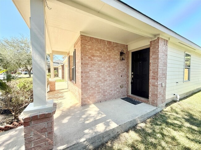 Photo - 8803 Danbury Hollow Ln