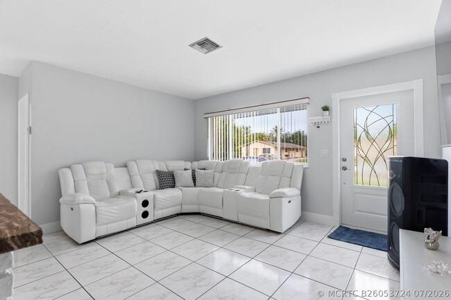 Photo - 6273 SW 25th St