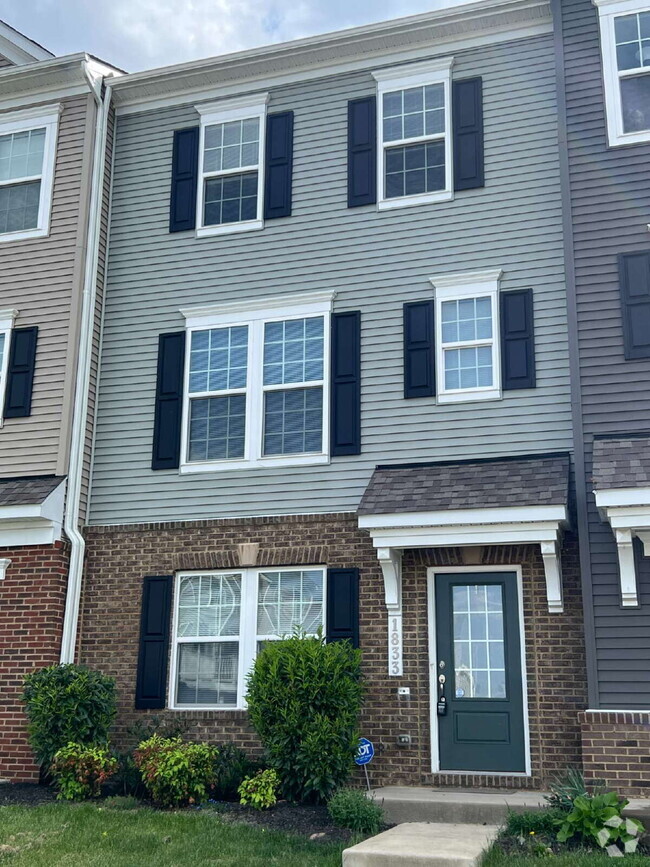 Building Photo - 1833 Sag Harbor Ln Rental