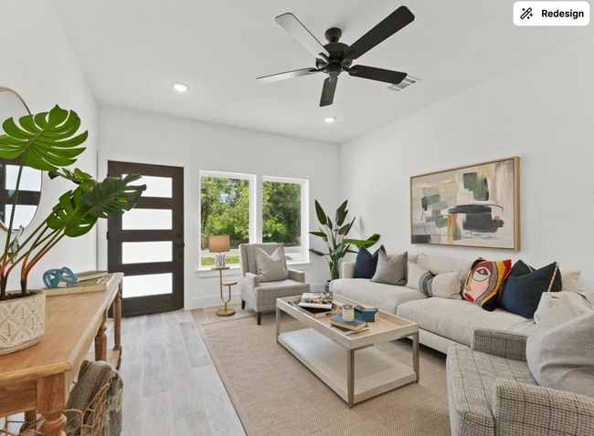 Photo - 1450 Dewalt St