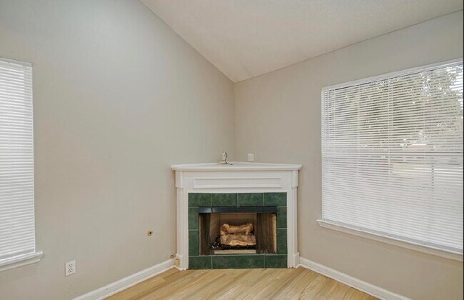 Photo - 3385 Tansey Ct