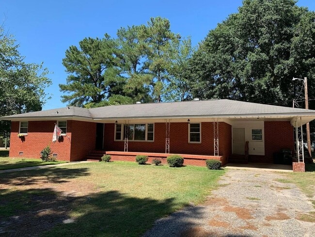 Building Photo - 258 Prince Charles Dr Rental