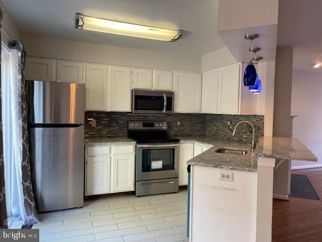 Photo - 216 Pinecove Ave