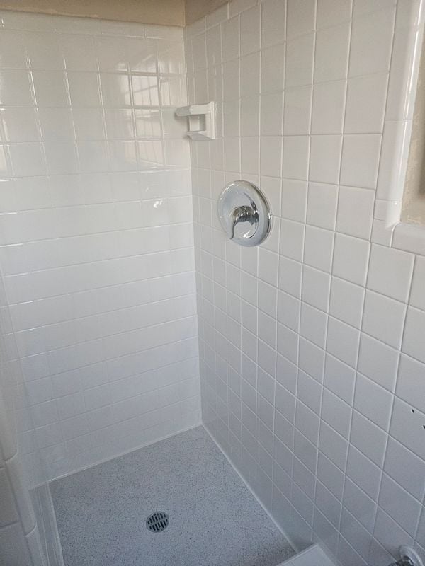 Photo - 271 Ridge Rd NW