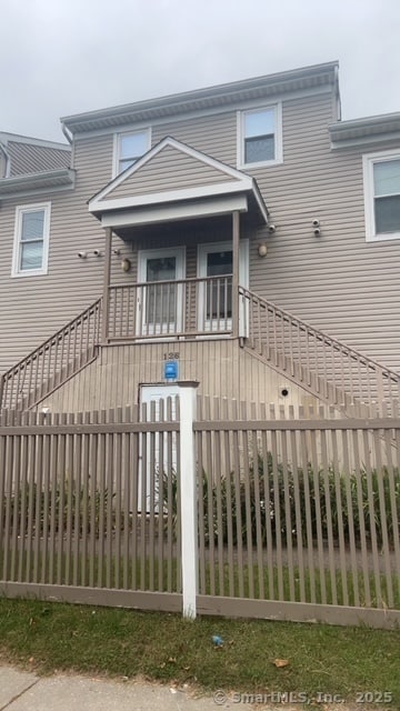 Building Photo - 126 Richmond Hill Ave Unit 2R