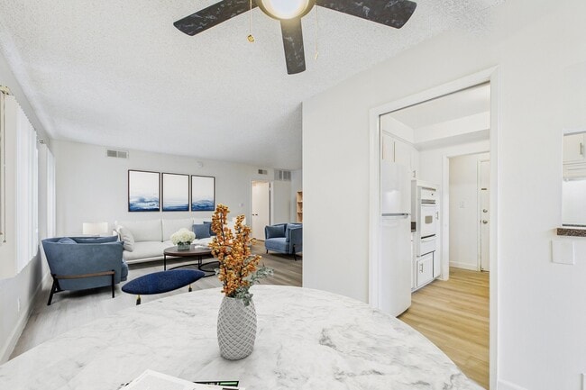 Photo - Dickens Apartments