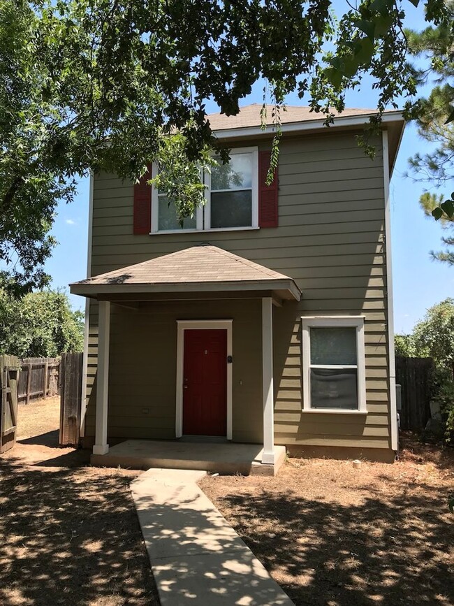 Photo - 6116 Atwood St Apartamento Unidad B