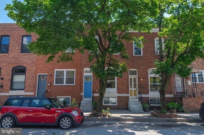 Photo - 527 S Lakewood Ave Townhome