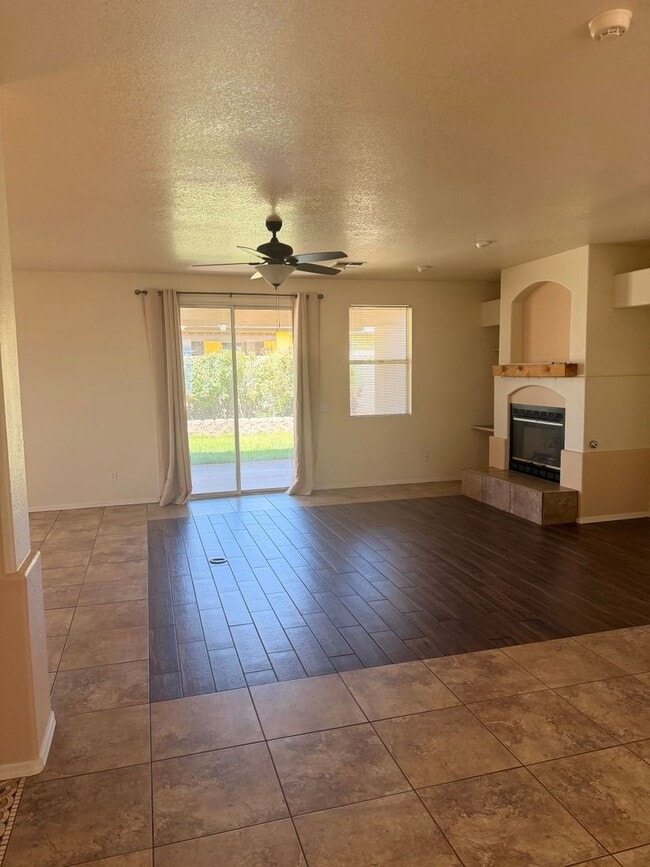 Photo - Great Location on Cul de Sac Lot