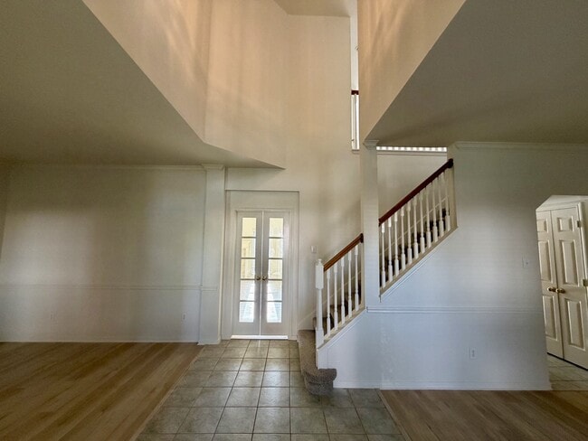 Photo - 2317 Orleans Ln