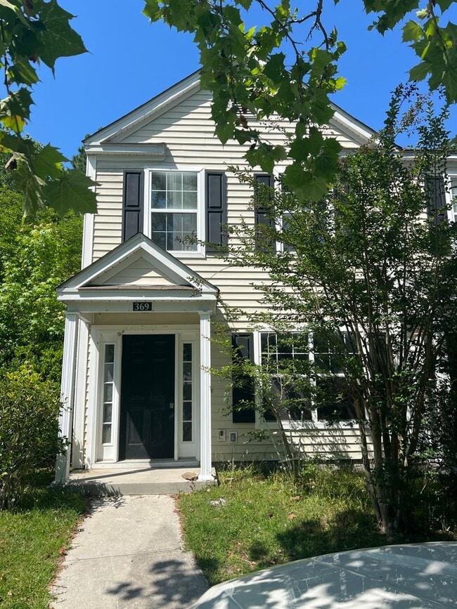 Photo - Fully Renovated 2 Bedroom/ 2.5 Bathroom Townhome - The Farm at Buckwalter