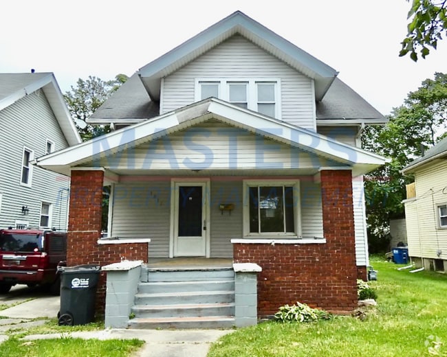Building Photo - 3 Bedroom 1.5 Bathroom House