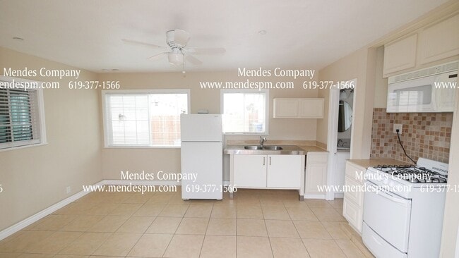 Photo - 1735 E 10th St