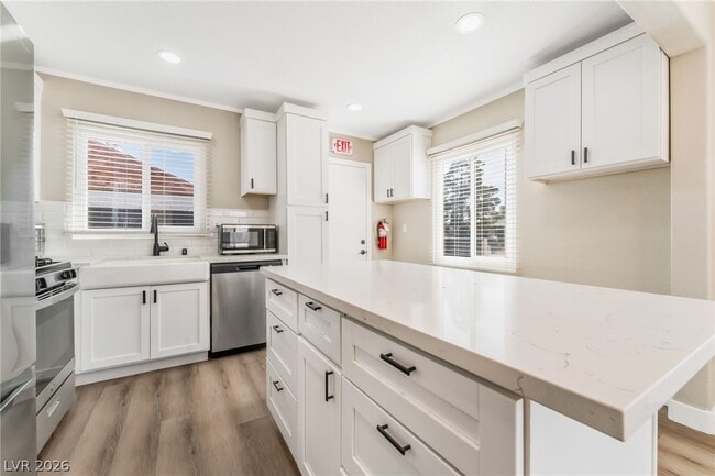 Building Photo - 4218 Fulton Pl