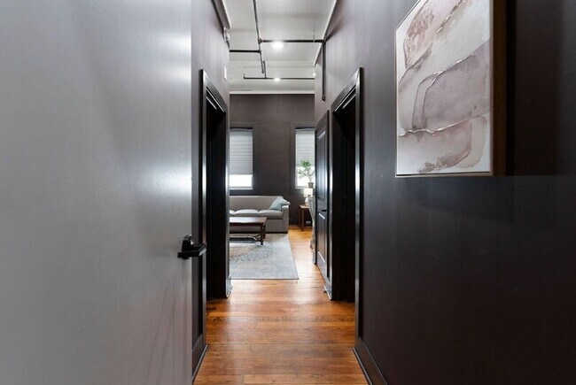 Photo - 10 W Main St Unit 6