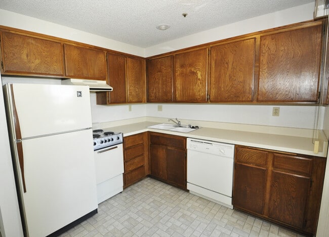 Photo - Condo in The Fountains Senior Community of...