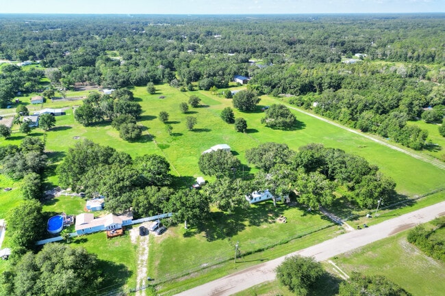 Photo - 12552 Farmettes Rd