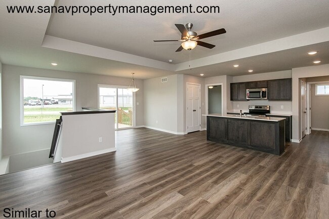Photo - "Welcome to Your Spacious Sanctuary: Ranch Living at Its Finest!