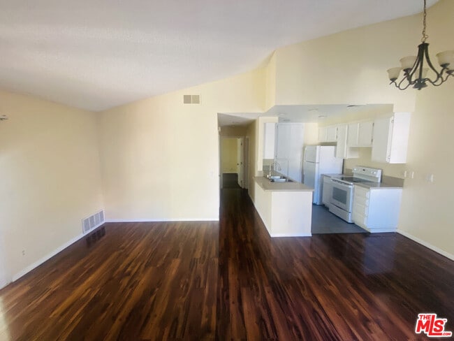 Photo - 8725 Beckenham Ln House