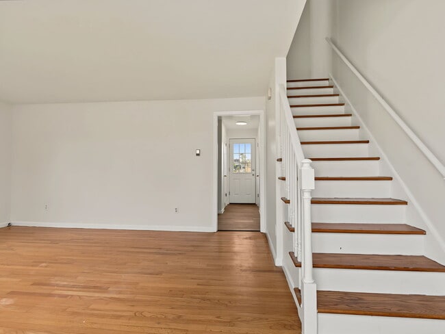 108 Kenwood Ave