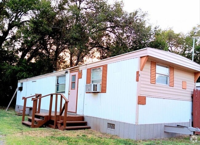 Building Photo - 4611 Dumas Dr Rental