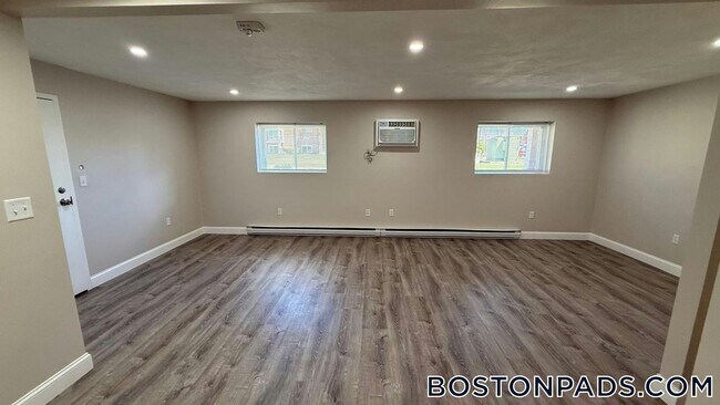 Photo - 310 Thompson Rd Unidad 411