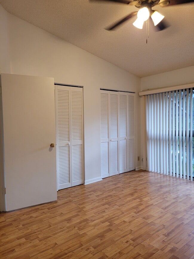 Photo - 4401 SW 70th Ter
