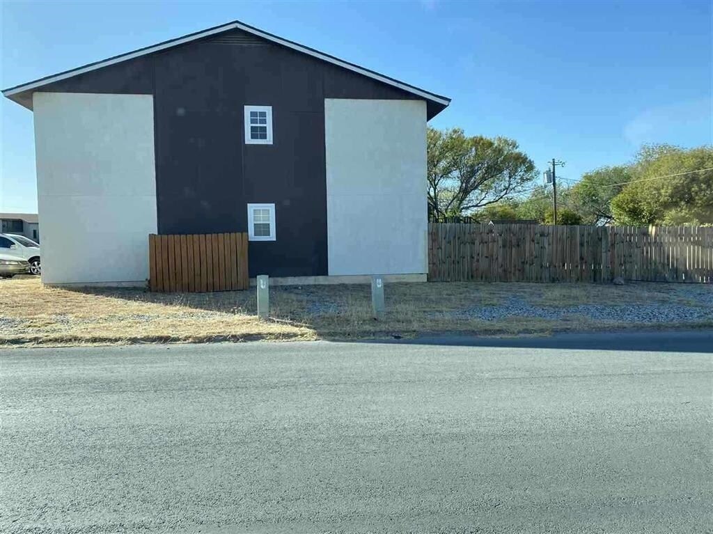 Photo - 110 Shannon Cir