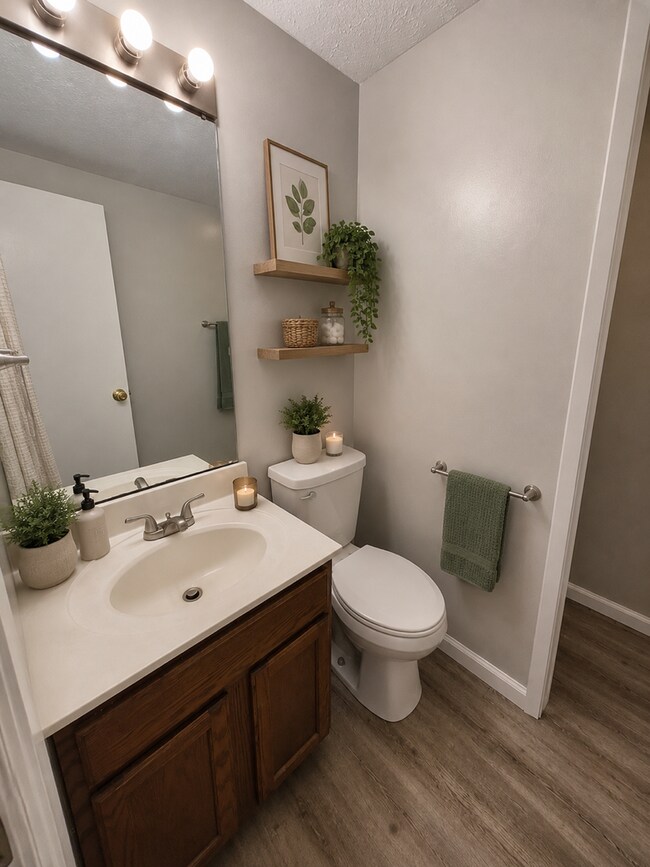 Photo - 7697 St Rd Unit 7697