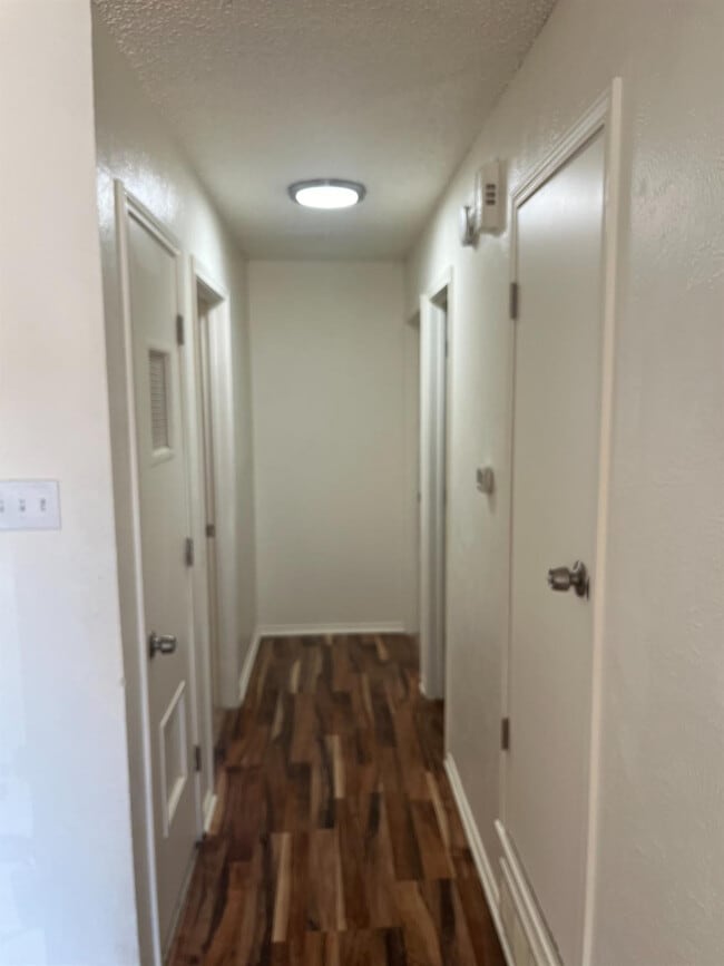 Photo - 9610 Elmwood Ave