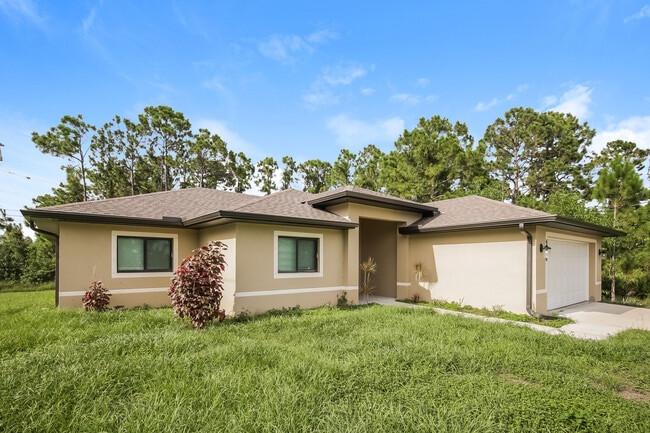 Photo - 4916 2nd St W