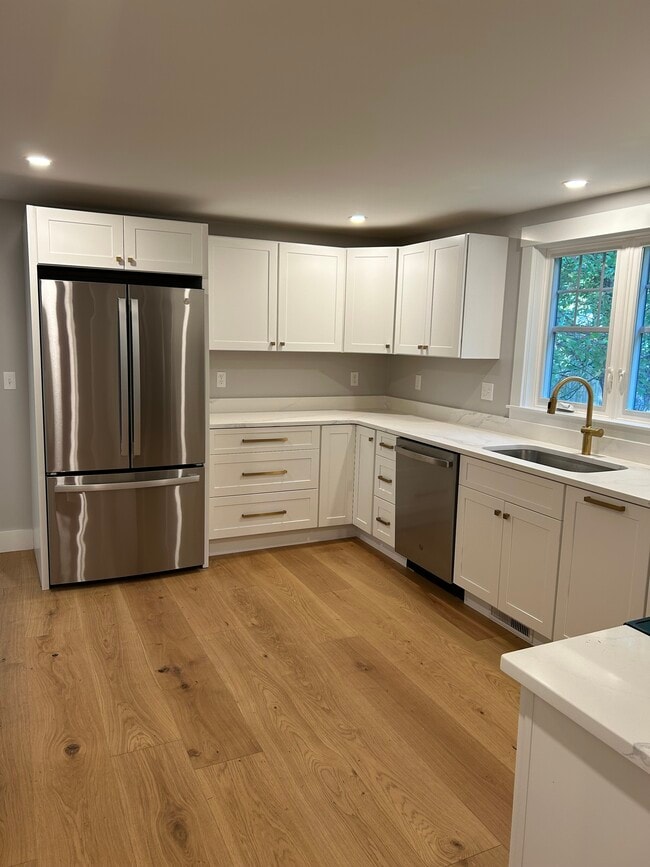 Photo - 189 Colonial Dr